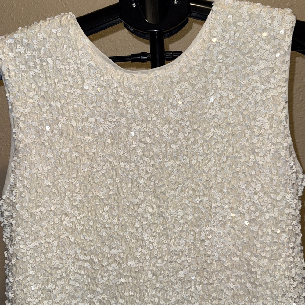 Elegant cream sequin sheath mini Dress with Black Bow in the back size medium - Picture 9 of 14